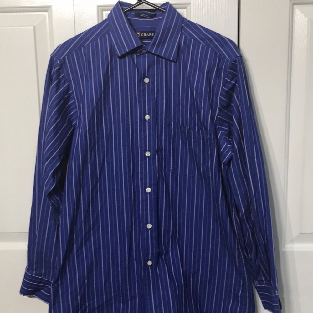 CHAPS Men’s Dress Shirt Size Medium 15x32/33